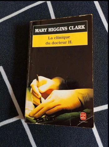 Livre La Clinique Du Docteur H.