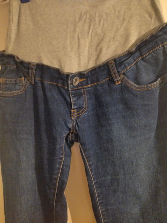 Jean 👖 de grossesse bleu foncé. Taille 40 - photo numéro 3
