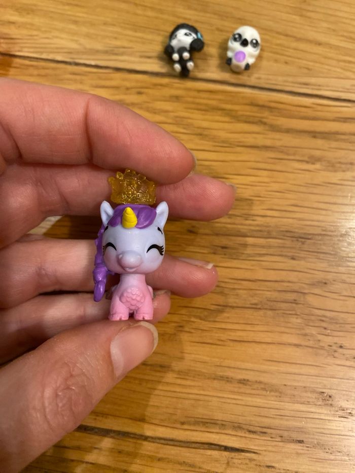 Figurines hatchimals - photo numéro 3