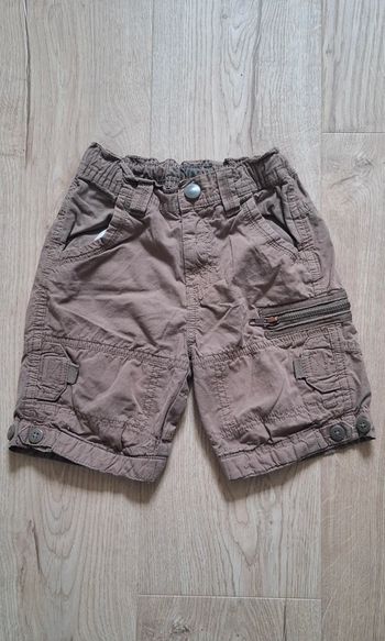 Short 4ans comme NEUF