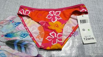 Maillot de bain neuf étiqueté
