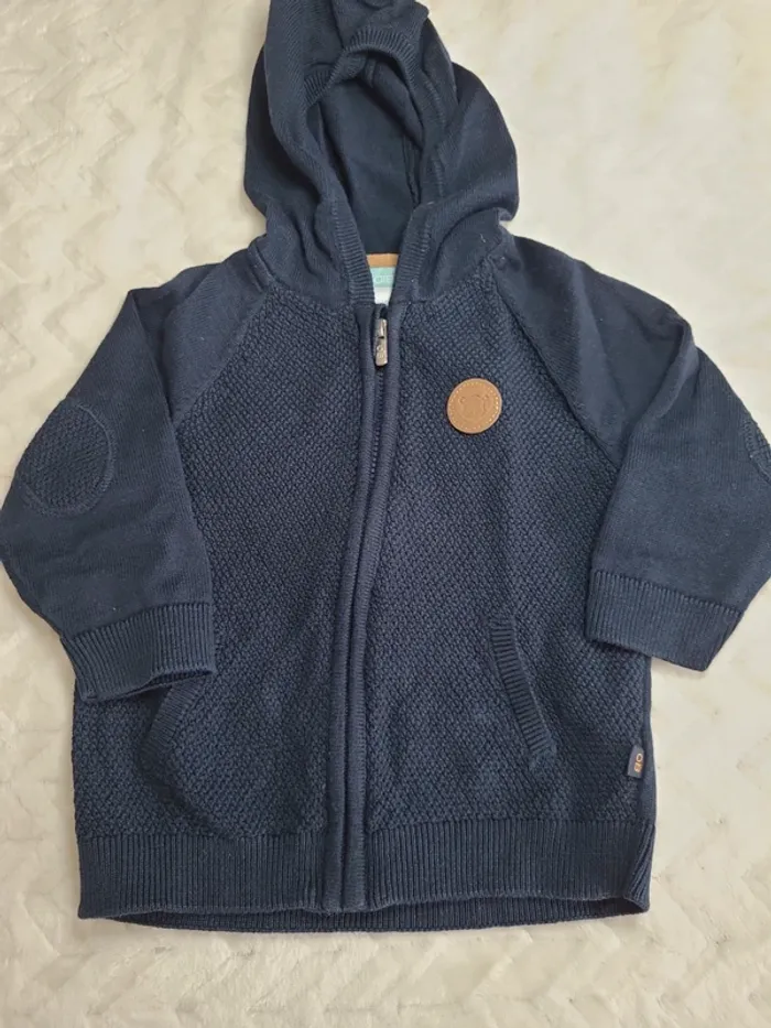 👶Gilet zippé Obaidi taille 6mois-68cm👶