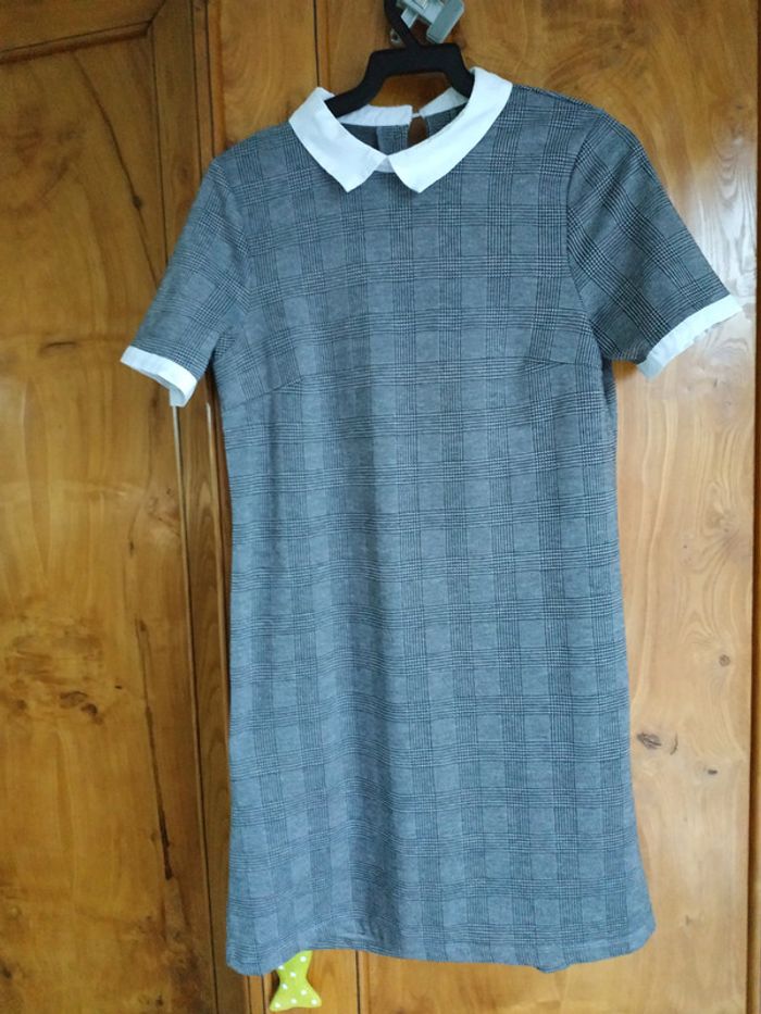 Robe courte manches courtes à carreaux - photo numéro 2