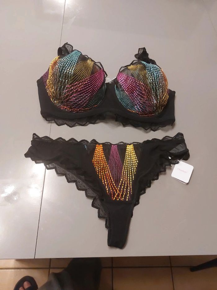 Ensemble extase charlott 90F / tanga taille 2