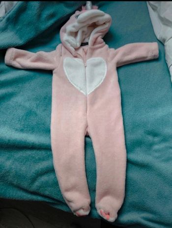 Combinaison polaire fille motif licorne on extenso 18 mois neuf