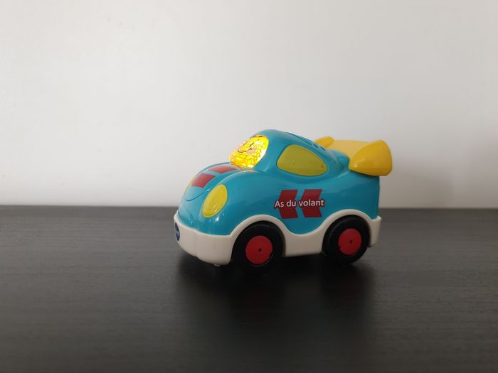 Tut tut bolide "Tristan, as du volant bleu" - VTech - photo numéro 2