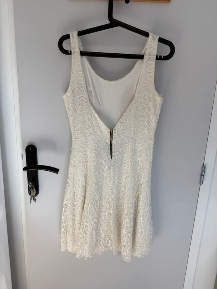 Robe patineuse dentelle blanc cassé TU - photo numéro 3