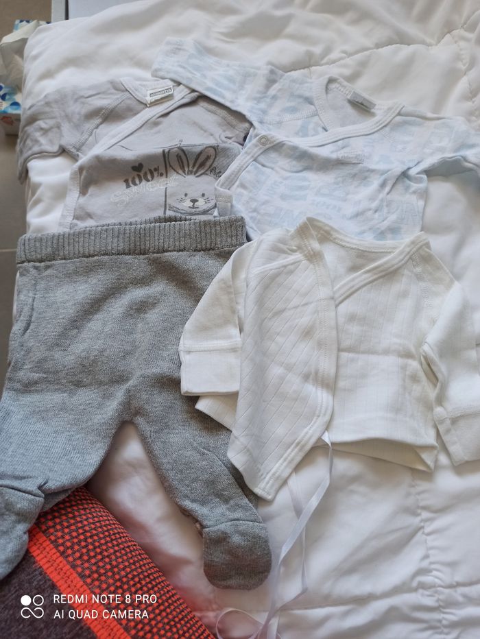 Petit cache coeur et collant