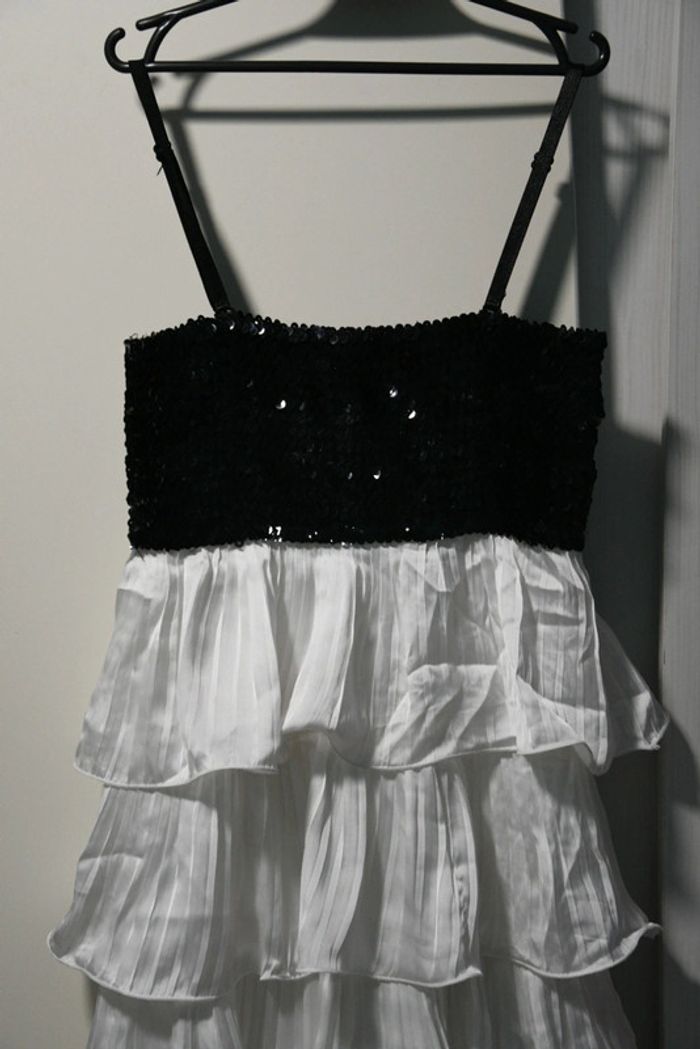 Robe de cocktail/soirée taille S - photo numéro 3