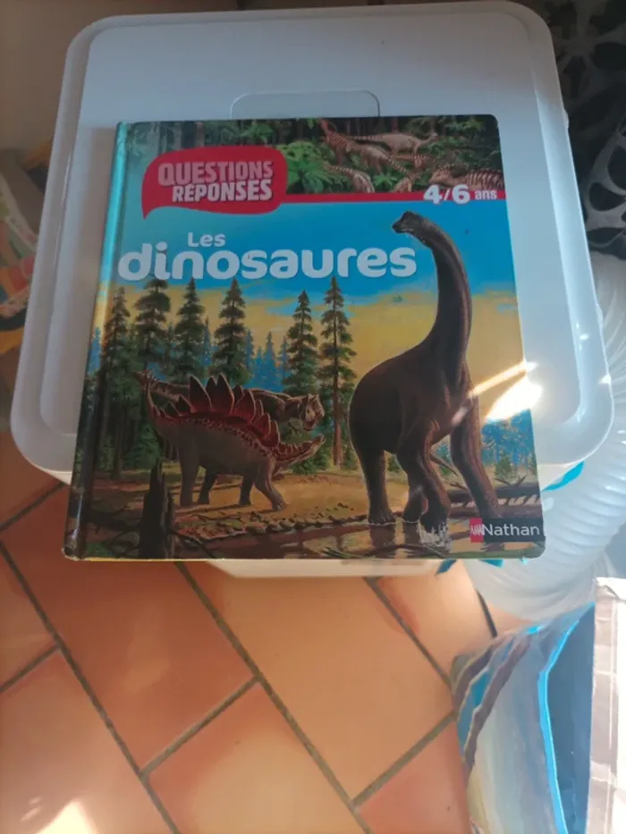 Livre sur les dinosaures
