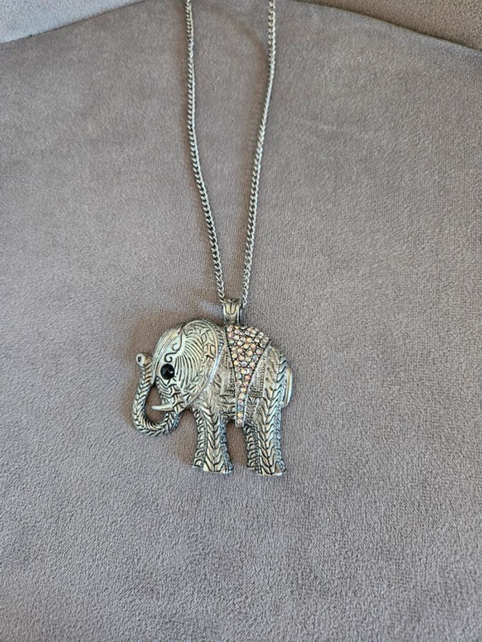 Collier fantaisie éléphant - photo numéro 4