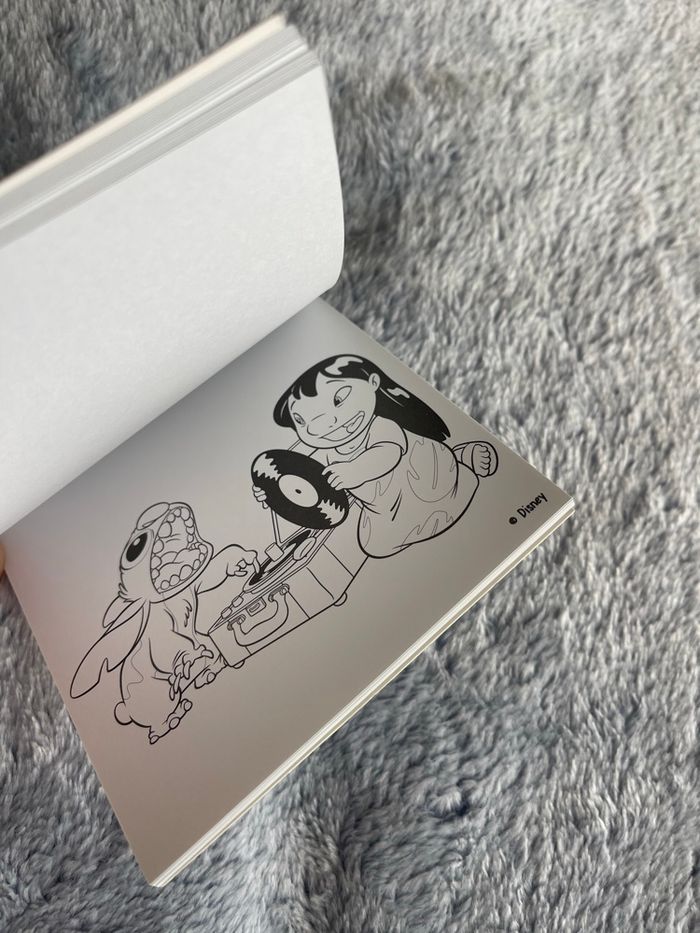 Mini livre coloriage stitch - photo numéro 5