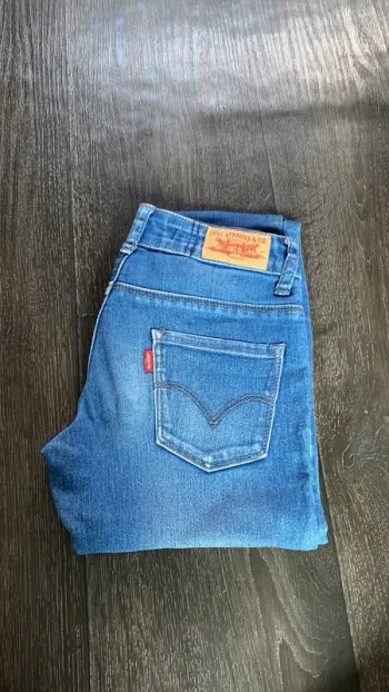 Jeans Levi’s 710