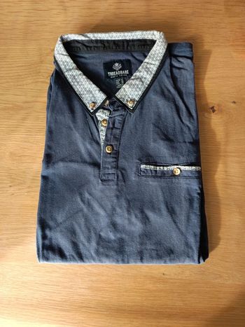Polo threadbare