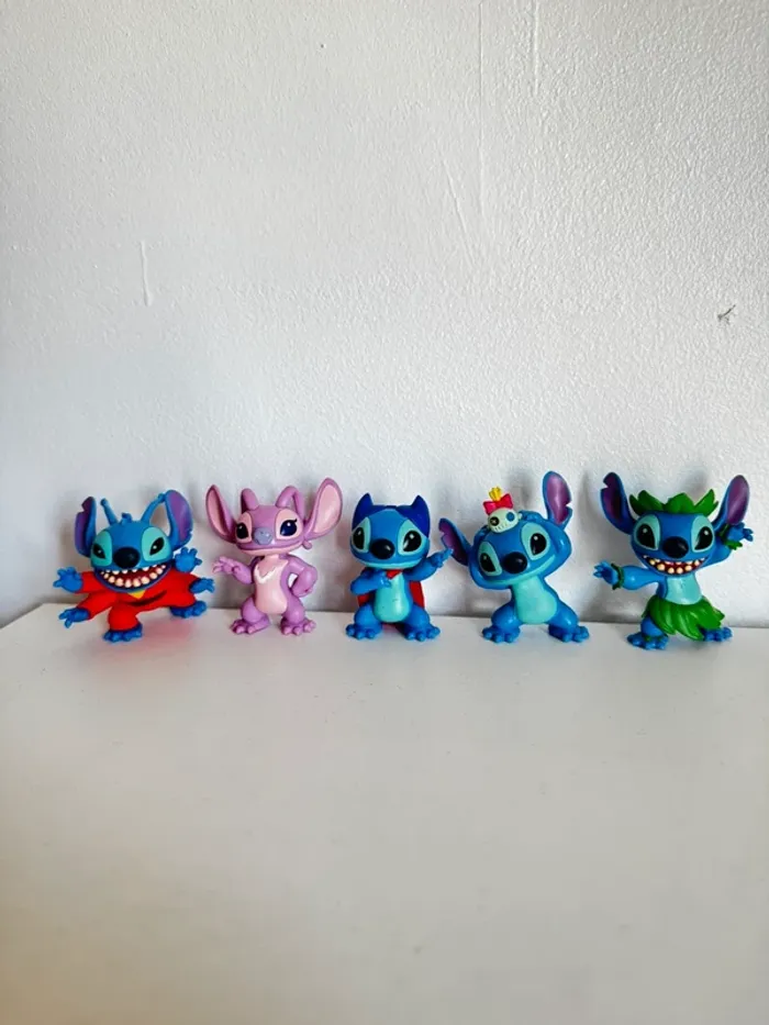 Lot de 5 figurines stitch - photo numéro 2