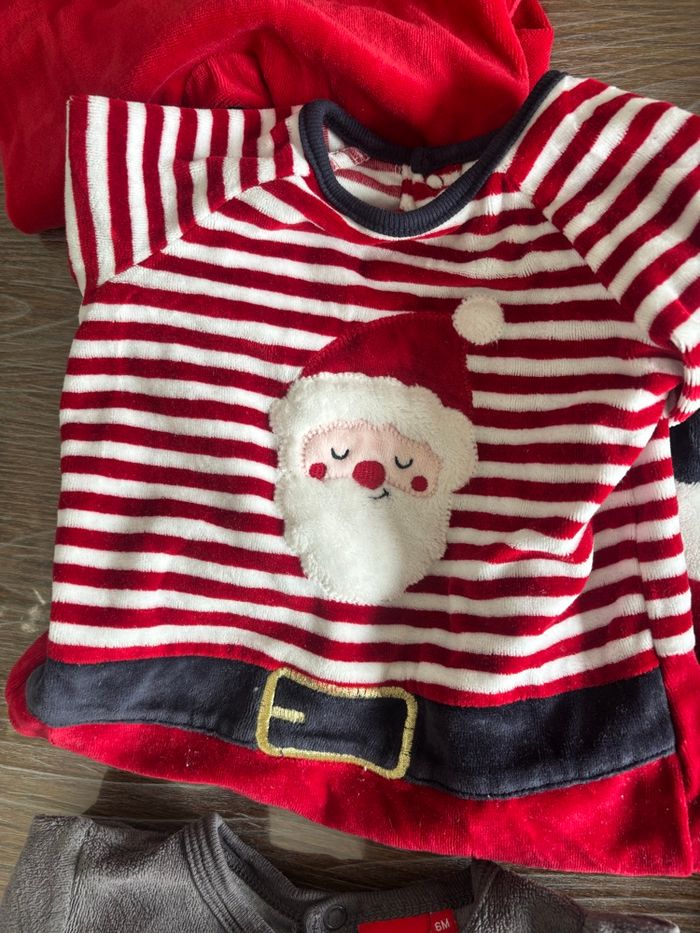 Lot de 6 Pyjamas de Noël 6 mois - photo numéro 10