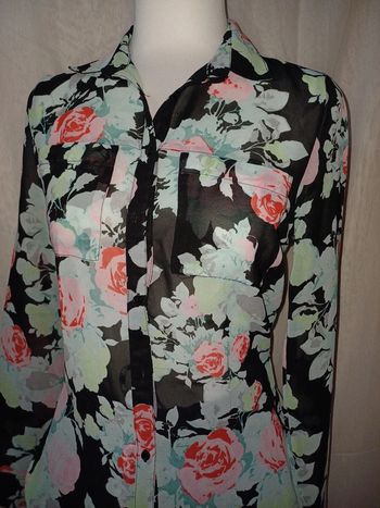 🩵Chemises centrée💗