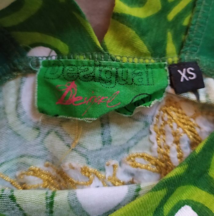 Robe Desigual taille XS. - photo numéro 3