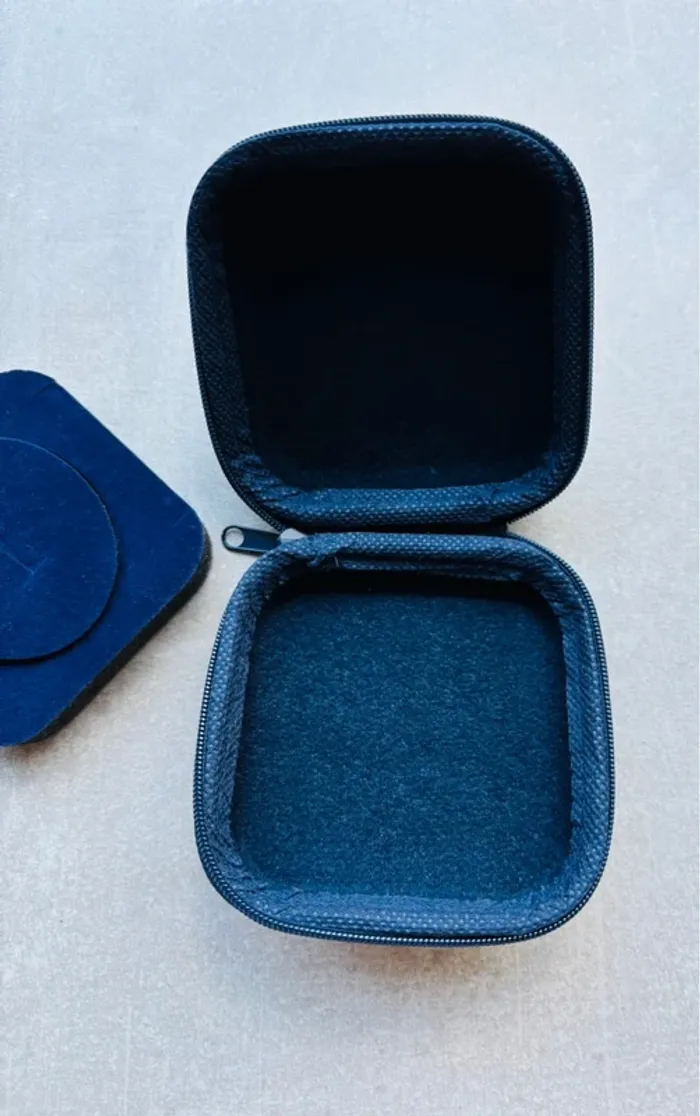 Boîte étui bijoux zip Hilfiger neuve - photo numéro 3