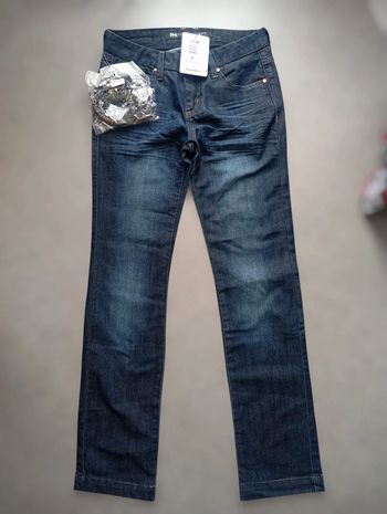Jeans taille M meters bonwe avec ceinture neuf
