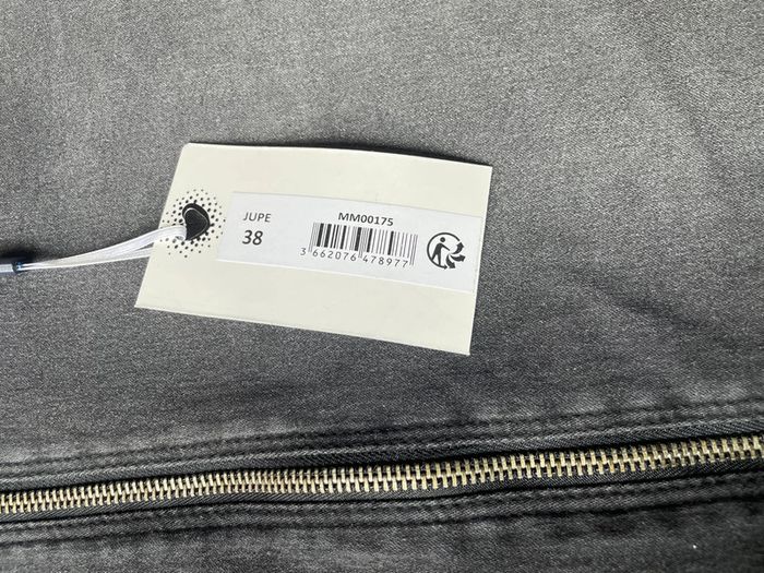 Jupe courte gris anthracite/noir taille M Mim - photo numéro 4