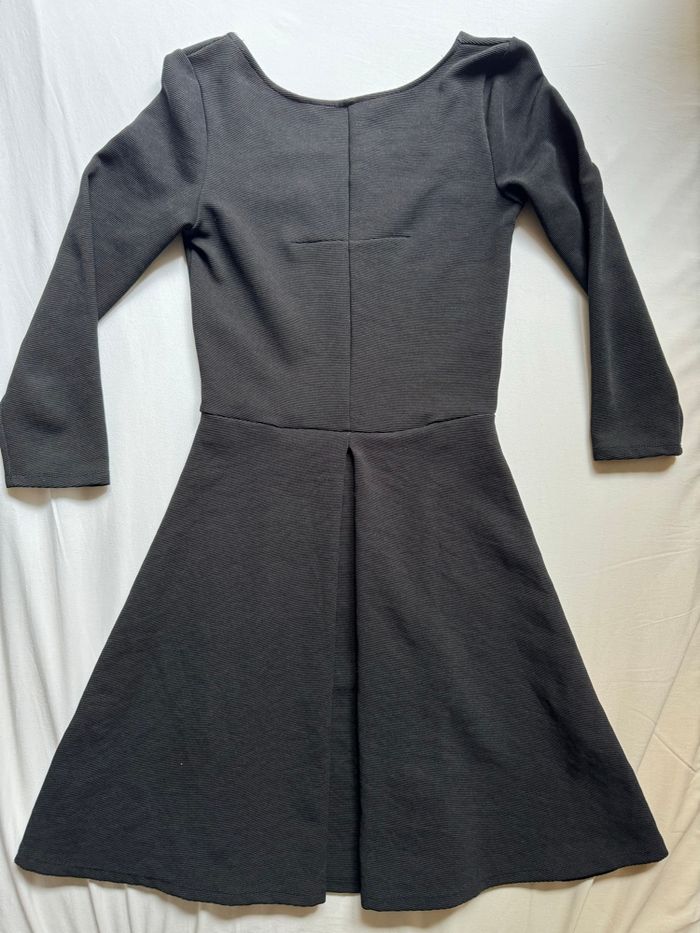 Robe noire Pull&Bear
