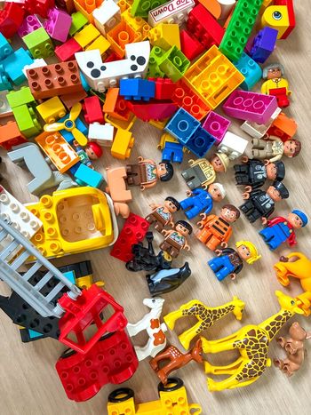 Lot de Duplo avec personnages et véhicules