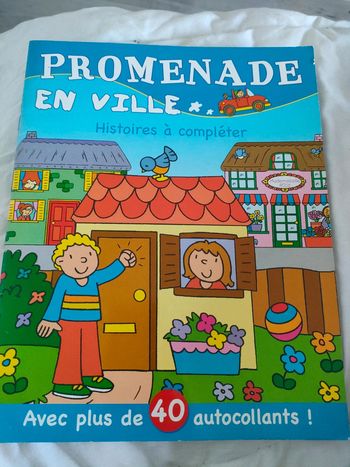Promenade en ville livre autocollant