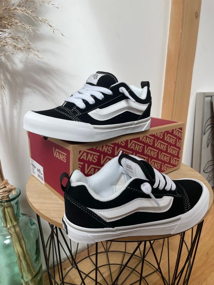 Vans Knu Skool