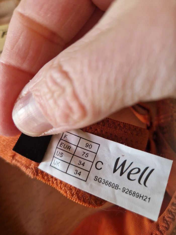 Soutien à gorge Well neuf 90c - photo numéro 5