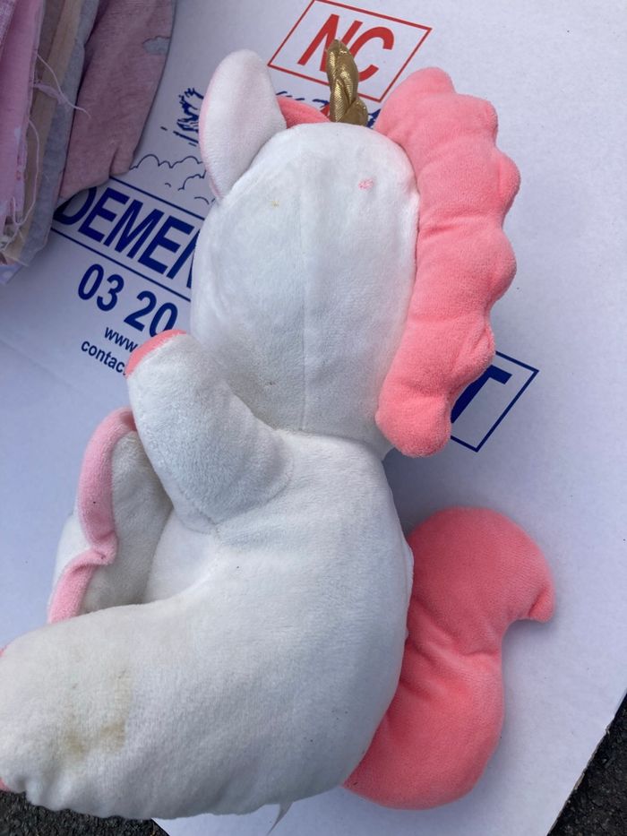 Peluche licorne coussin Love - photo numéro 3