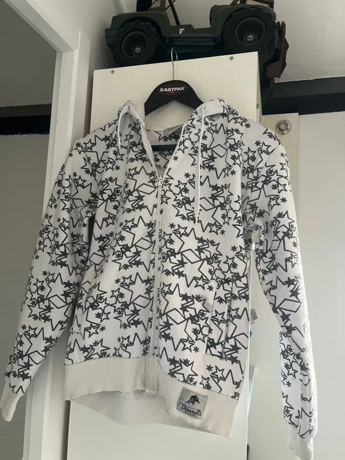 Veste blanche étoiles + veste noire bambi