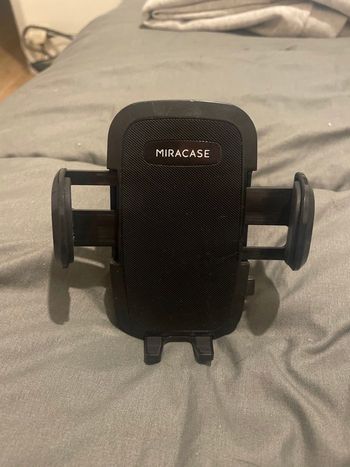 Support téléphone voiture 