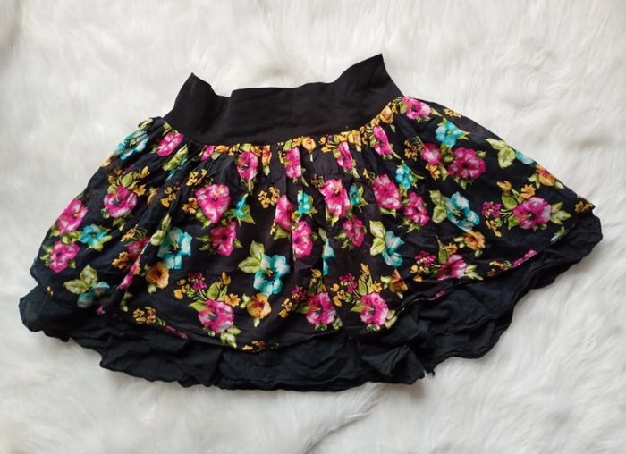 Jupe fleurie à volants - photo numéro 2