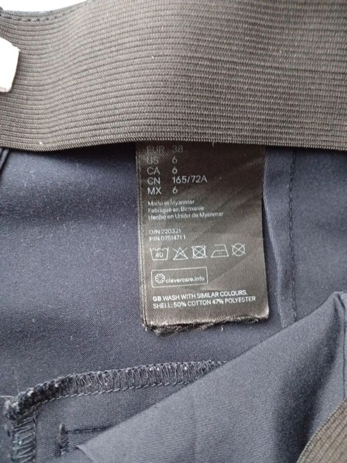 H&M - Pantalon style Chino. Bleu Marine avec poches - photo numéro 7