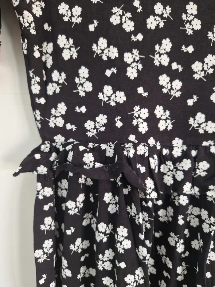 Robe Boohoo taille 38 - photo numéro 4
