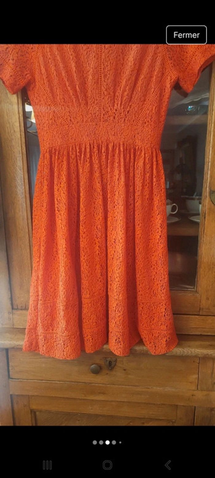 Jolie Robe FRNCH en dentelles rouge taille S - photo numéro 3