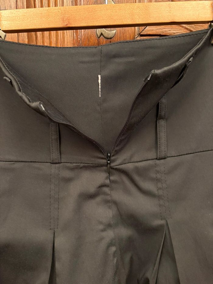 Mini jupe noire - photo numéro 4