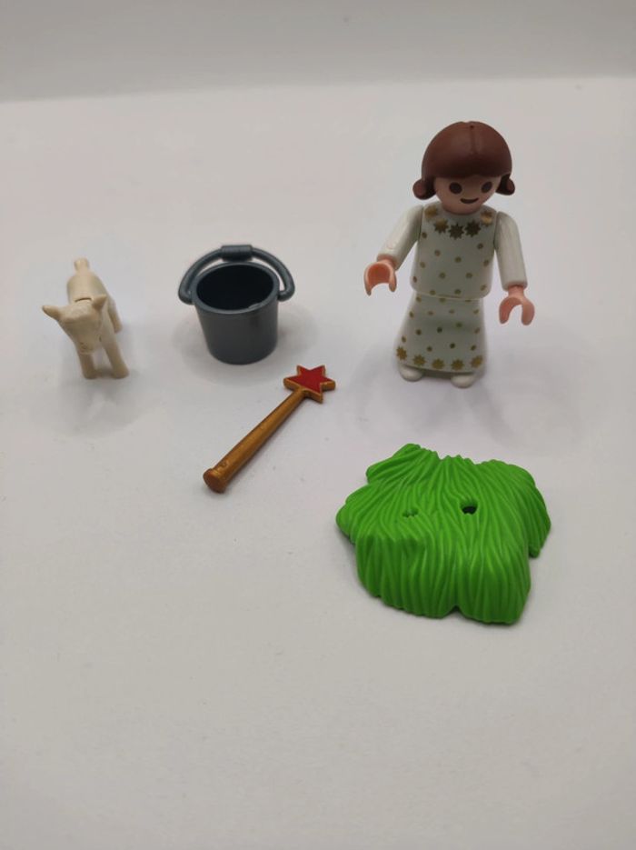 Ange avec chevreau playmobil