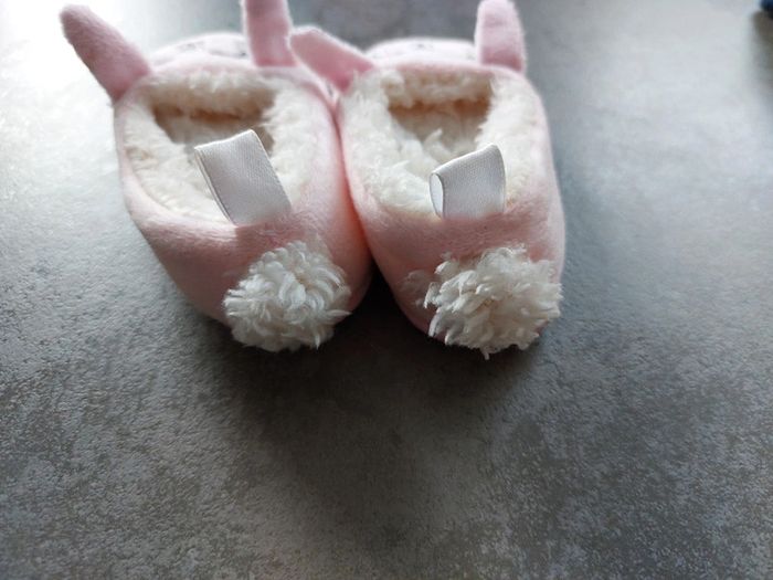 Chaussons lapins 🐰 - photo numéro 3