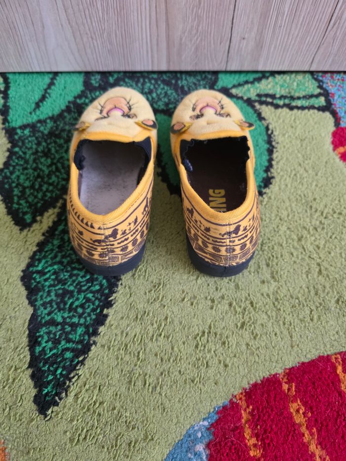 CHAUSSONS GARÇON DISNEY THE LION KING TAILLE 29 - photo numéro 2