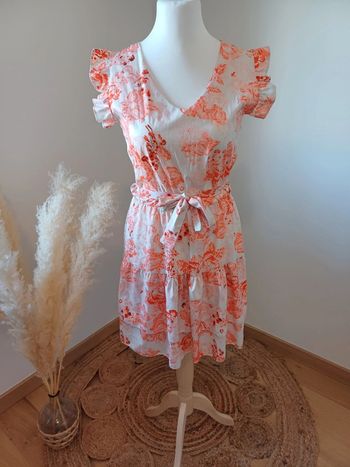 Robe blanche fluide Fleurie taille M 38