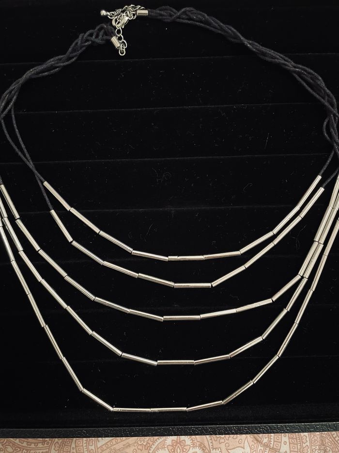 Collier/ chaîne