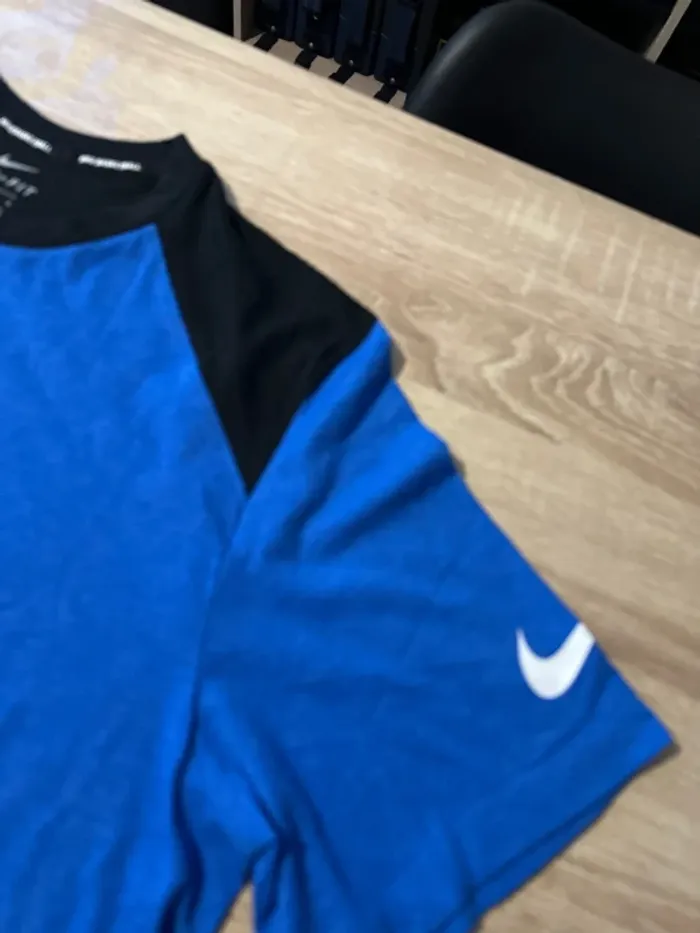Teeshirt - photo numéro 2