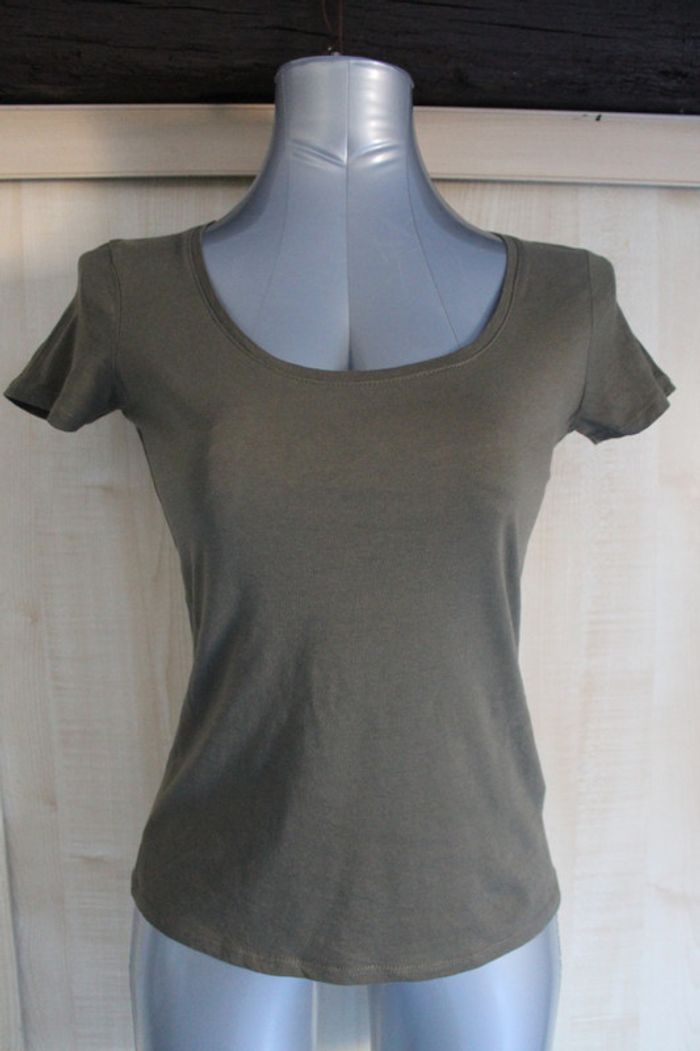 tee-shirt manches courtes kaki