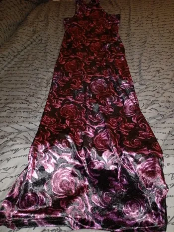 Magnifique robe velours taille unique 34 36 roses