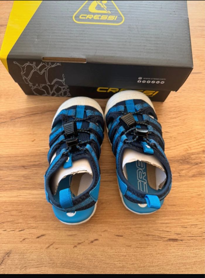 Sandales été Cressi 23 neuves - photo numéro 3