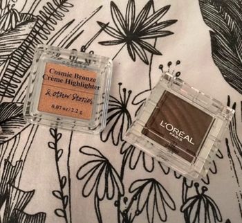 Lot fard à paupières et highlighter