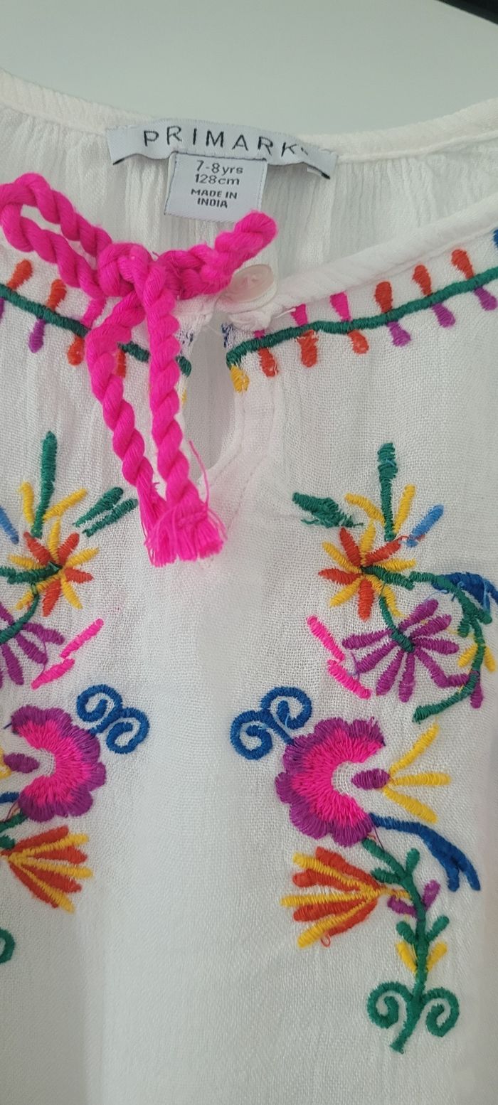 Blouse blanche avec broderies primark - photo numéro 3
