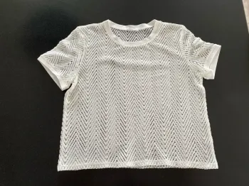 T-shirt ajouré blanc taille 42